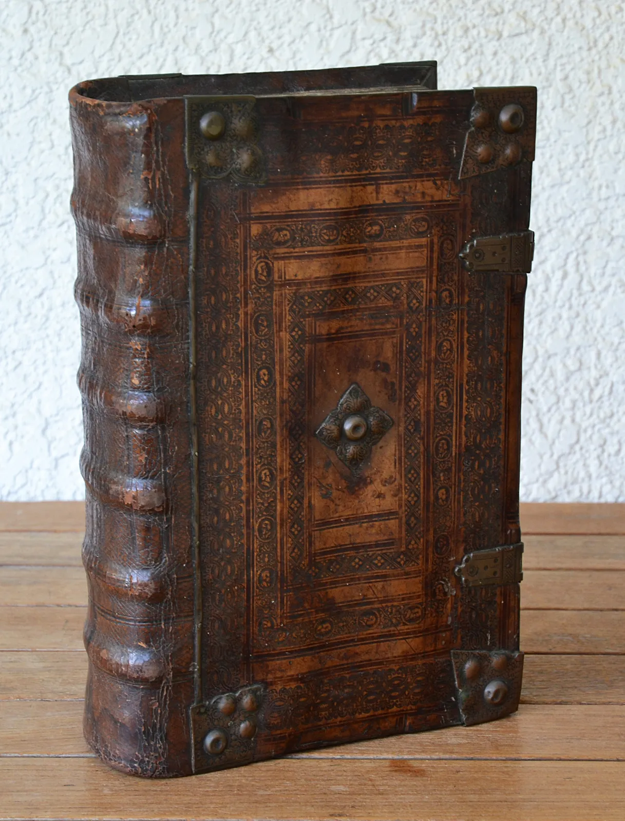 Biblia Sacra des oudé ende nieuwé Testamets ofte de Gantshe heylige shrift (1/13) — [BIBLE] — Religion