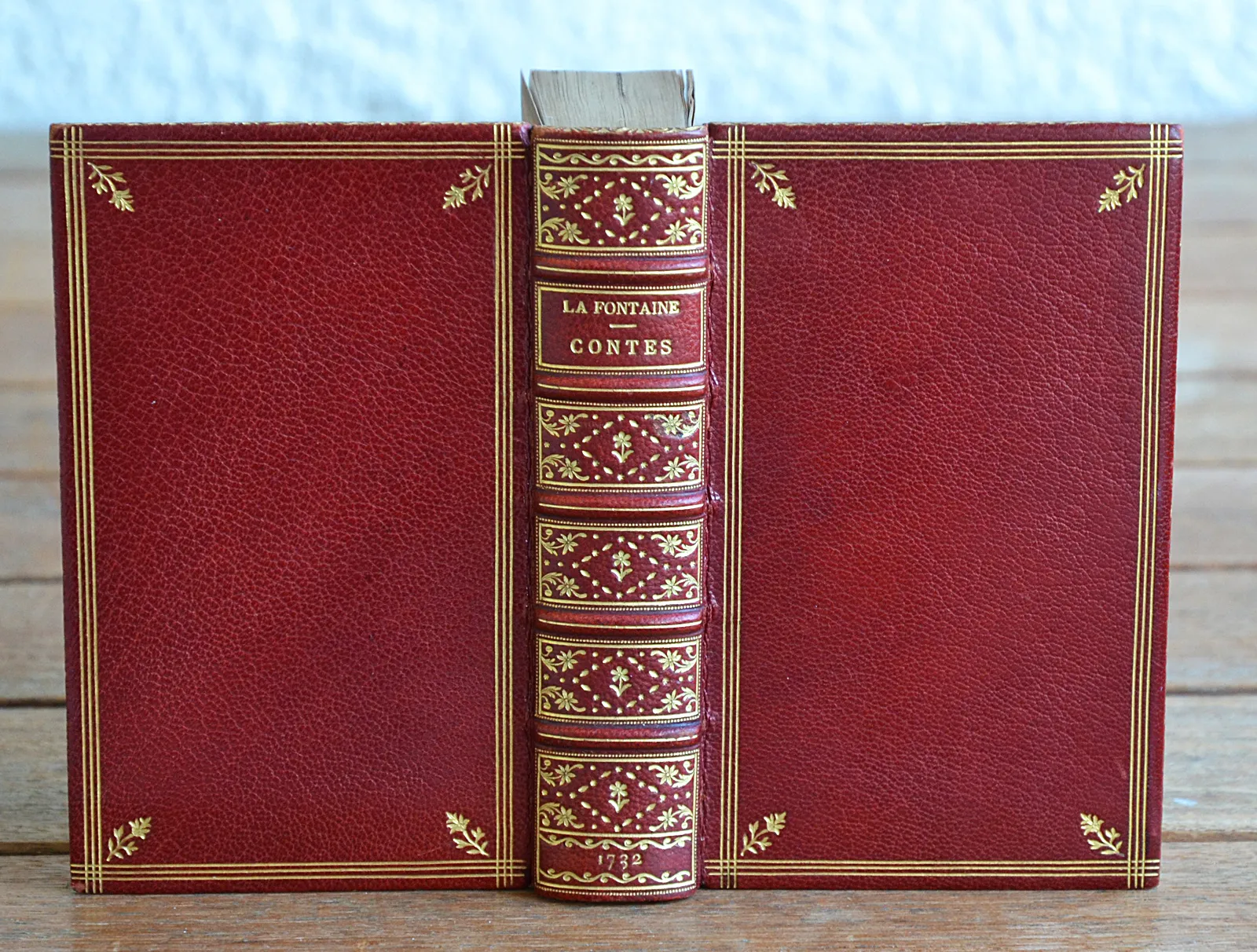 Contes et nouvelles en vers. (1/10) — LA FONTAINE (Jean de), 1732 — Belles reliures