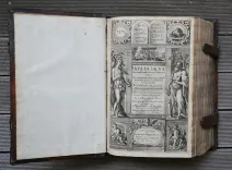 Biblia Sacra des oudé ende nieuwé Testamets ofte de Gantshe heylige shrift (4/13) — [BIBLE] — Religion