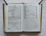 Calendario manual y guia de forasteros en Madrid para el año de 1827 (5/11) — [CALENDARIO MANUAL], 1827 — Belles reliures