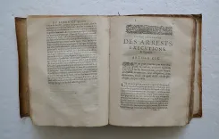 Coustume de la ville, prevosté et vicomté de Paris : ou, Droict Civil Parisien. (4/12) — CHARONDAS (Loys Le Caron, dit), 1598 — XVe et XVIe siecles