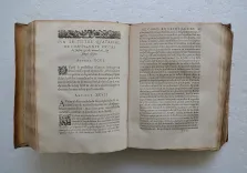 Coustume de la ville, prevosté et vicomté de Paris : ou, Droict Civil Parisien. (7/12) — CHARONDAS (Loys Le Caron, dit), 1598 — XVe et XVIe siecles