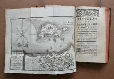 Histoire des avanturiers flibustiers qui se sont signalez dans les Indes. (8/13) — OEXMELIN (Alexandre-Olivier) / RAVENEAU de LUSSAN / Capitaine Charles JOHNSON [pseudonyme de Daniel Defoë], 1744 — Voyages