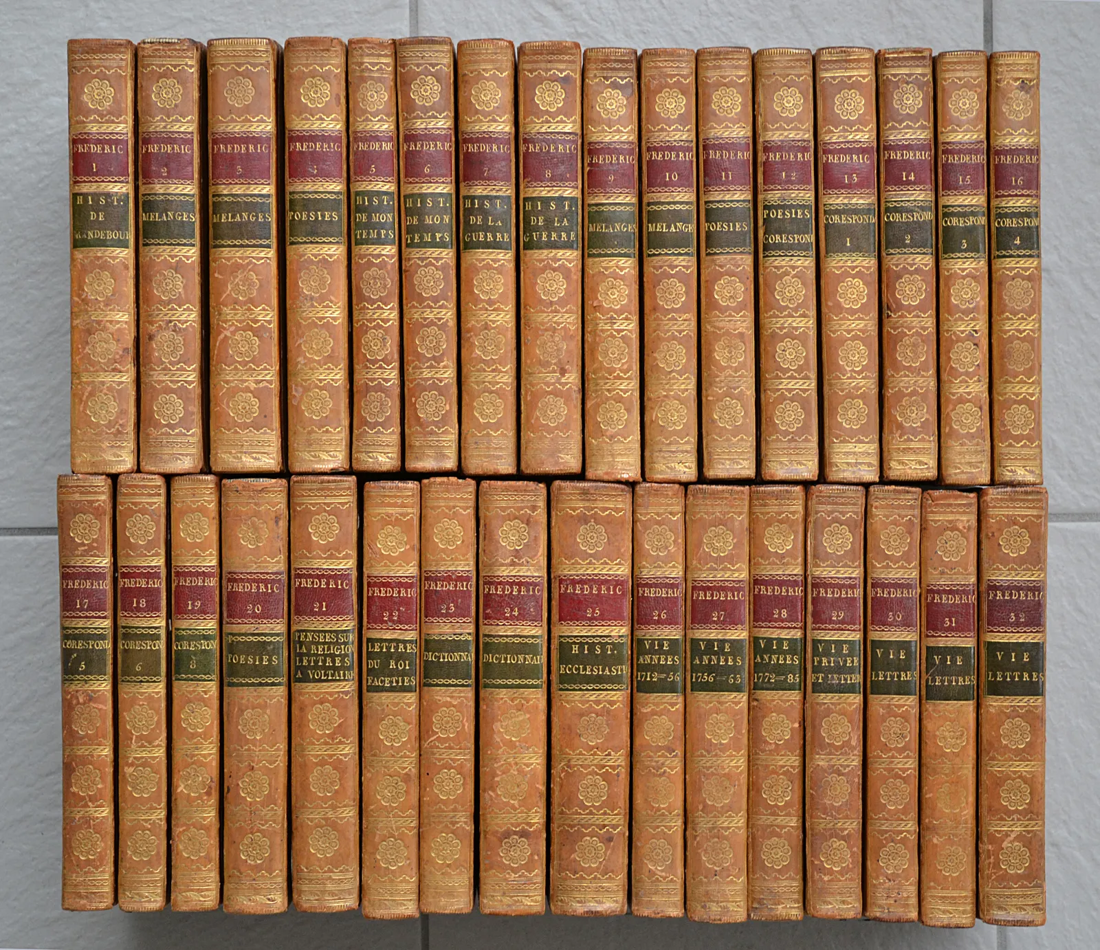 Œuvres de Frédéric II, roi de Prusse. Publiées du vivant de l’auteur (1/8) — FRÉDÉRIC II, roi de Prusse (dit le Grand), 1789 — Histoire